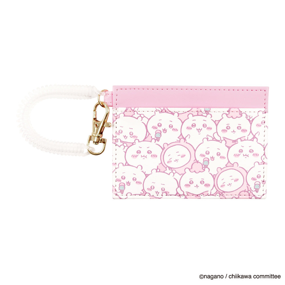 吉伊卡哇 單層通行證夾（緊緊抱著吉伊卡哇） ちいかわ シングルパスケース（ぎゅぎゅっとちいかわ）