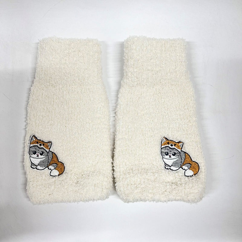 mofusand 棉花糖臂wormer（Katsune Nyan刺繡白色） mofusand マシュマロアームウォーマー(きつねにゃん刺繍 ホワイト)